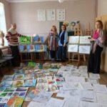 Просмотр учебных работ изобразительного отделения.